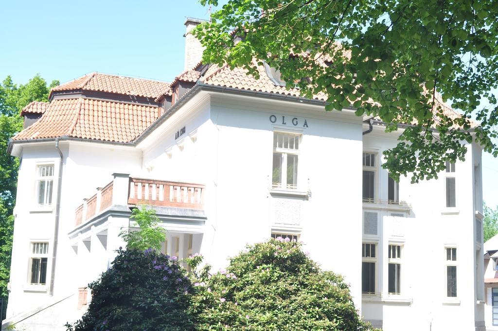 Vila Olga Jevany Eksteriør bilde